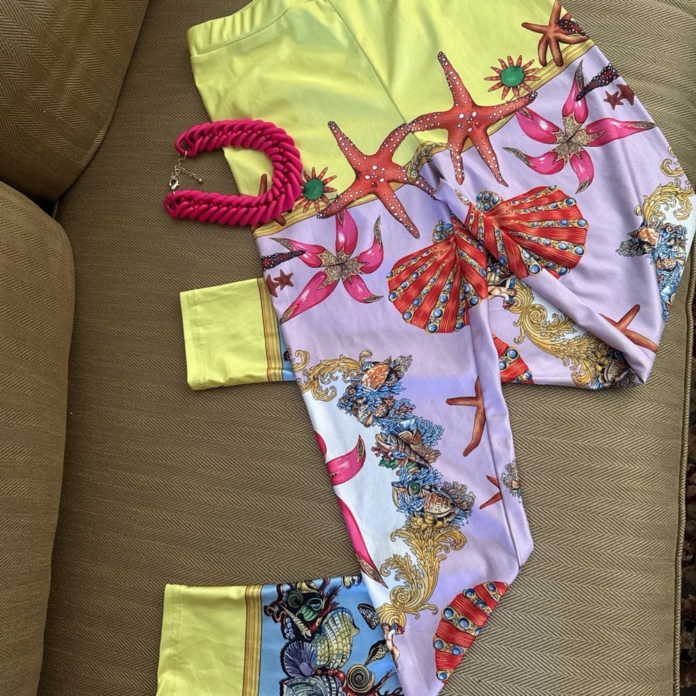 Colorful Starfish and Floral Print Leggings
